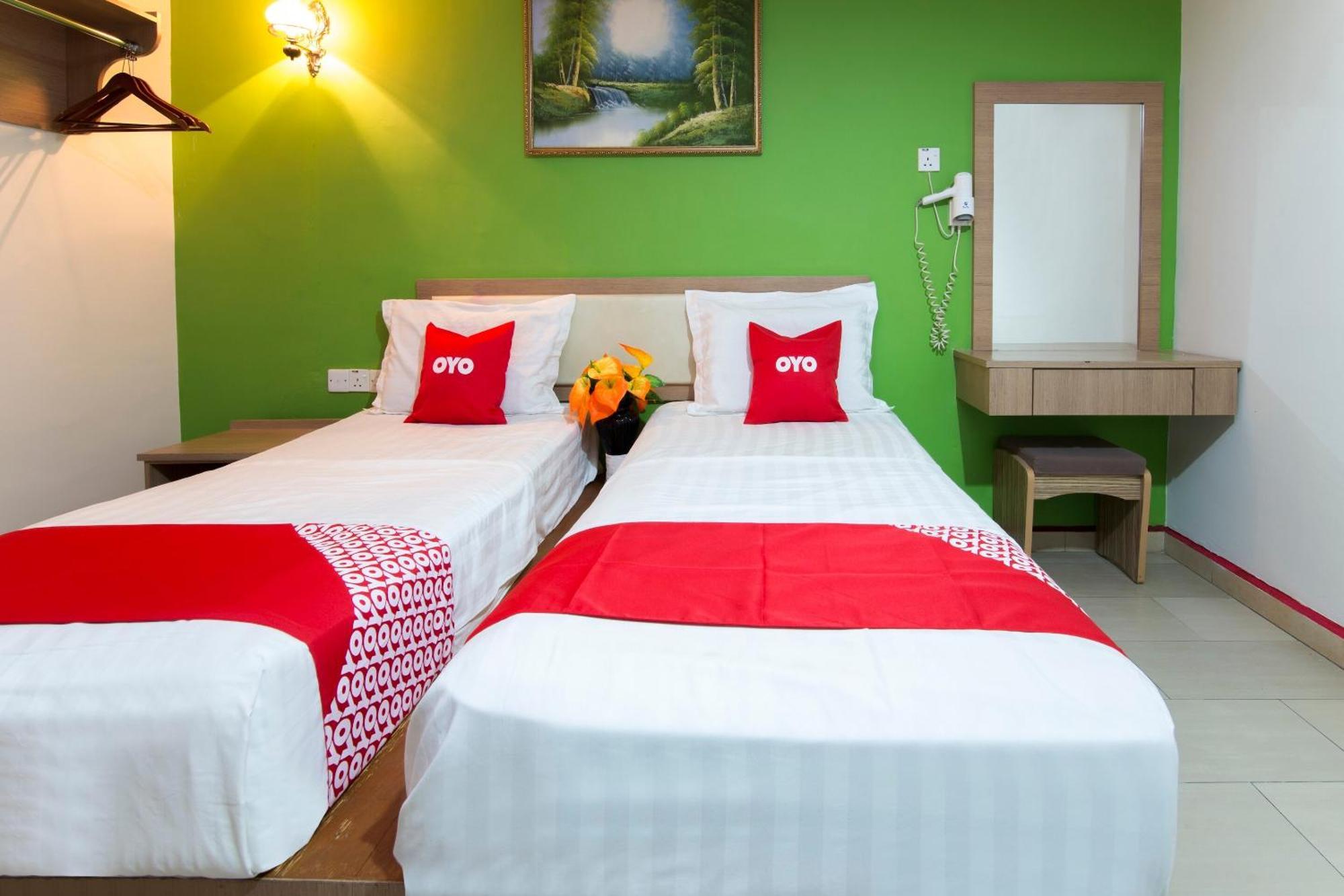 Valley View Hotel Lumut Exterior photo