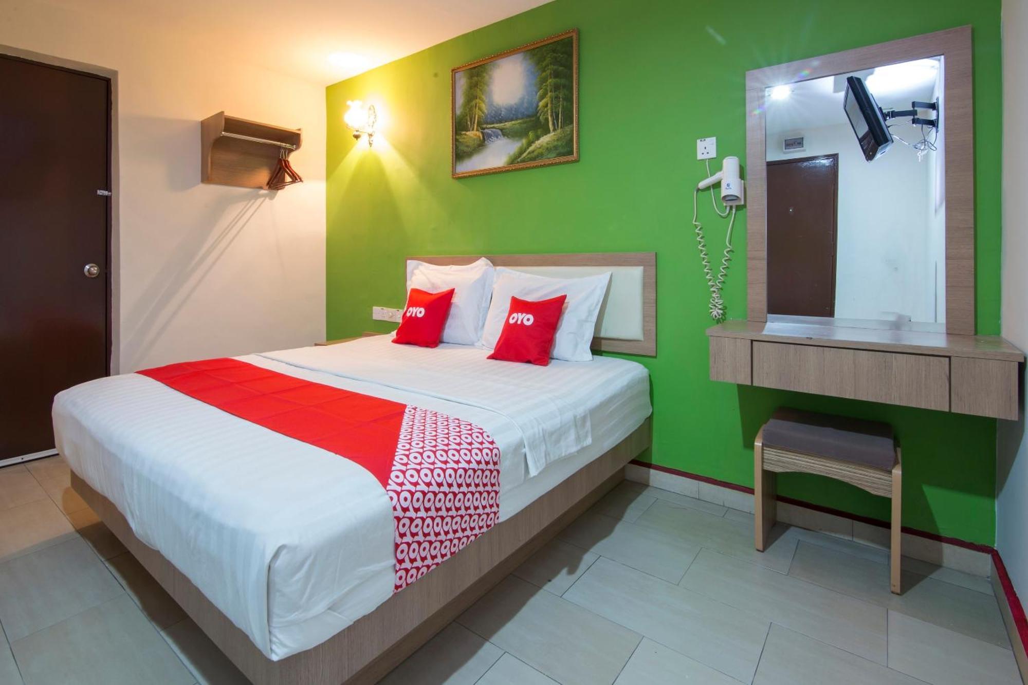 Valley View Hotel Lumut Exterior photo