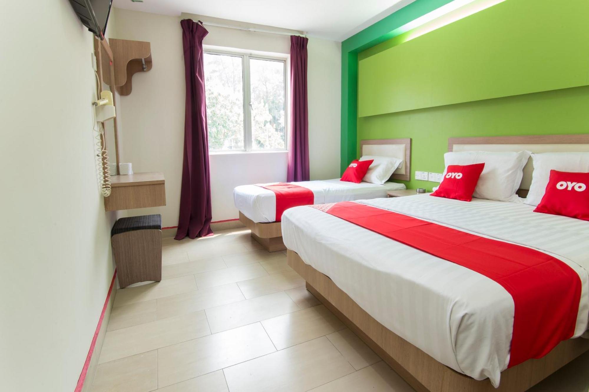 Valley View Hotel Lumut Exterior photo